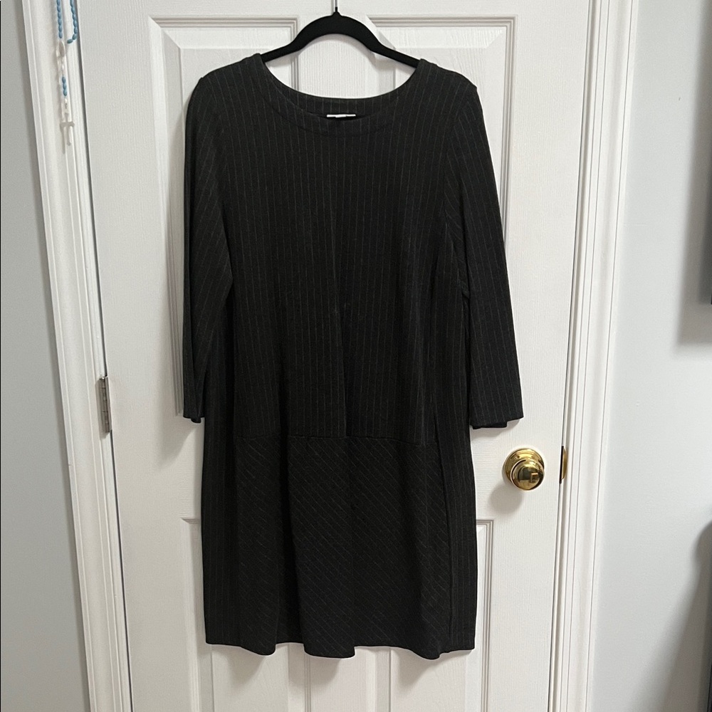J. Jill Black Long Sleeve Dress (gray and white stripes)
